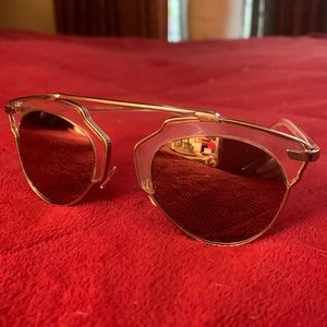 Women’s fashion glasses